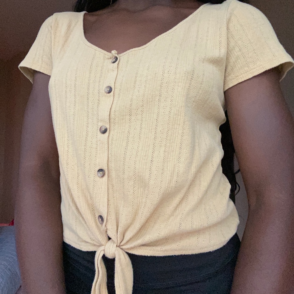 American Eagle top